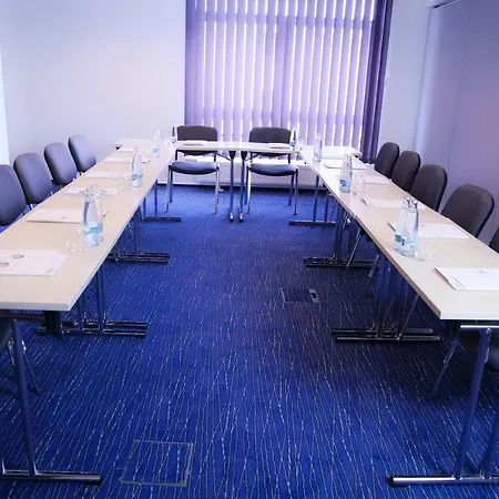 호텔 Academic & Congress Centre 로스토키