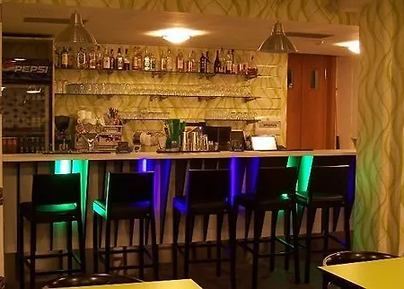 Hotel Academic & Congress Centre Roztoky