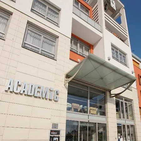 Academic & Congress Centre 4*