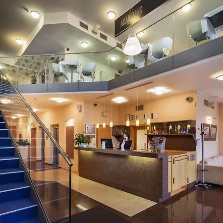 Academic & Congress Centre Szálloda 4*